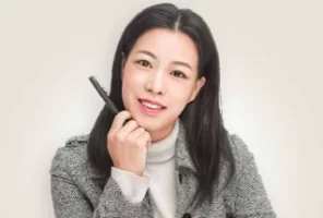 中高考写作命题/阅卷专家 杨虹 写作魔法42招  “打扮”作文得高分